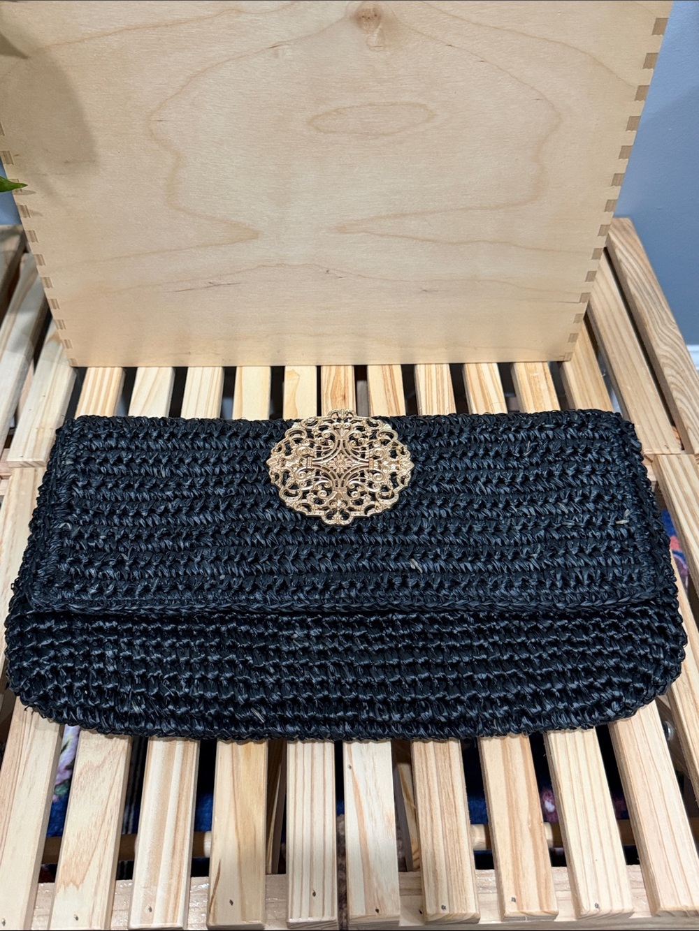 Tara Grinna Black Raffia Straw Envelope Clutch Gold Medallion Evening Bag